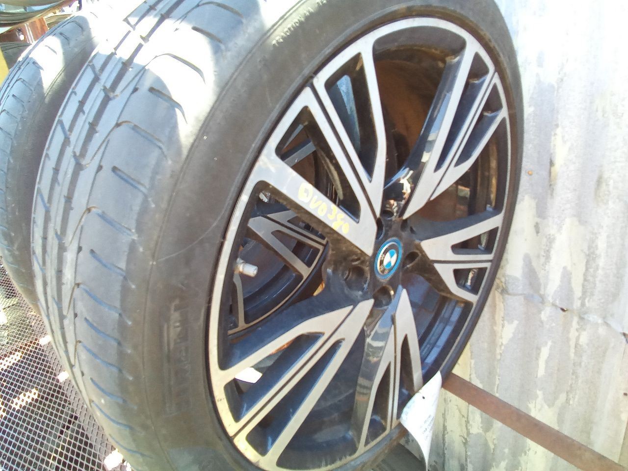 BMW i8 2014-2017 REAR+RIGHT Wheel