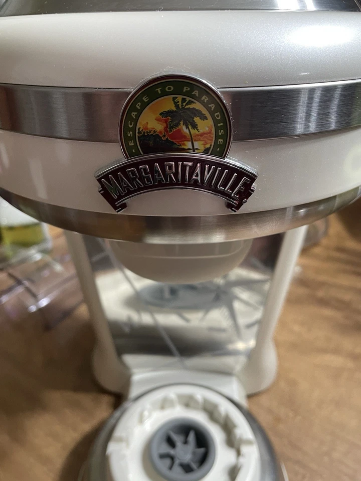 Máquina de Mistura Congelada Margaritaville Key West - DM-1000, Prata, 450W - Imagem 4 de 4