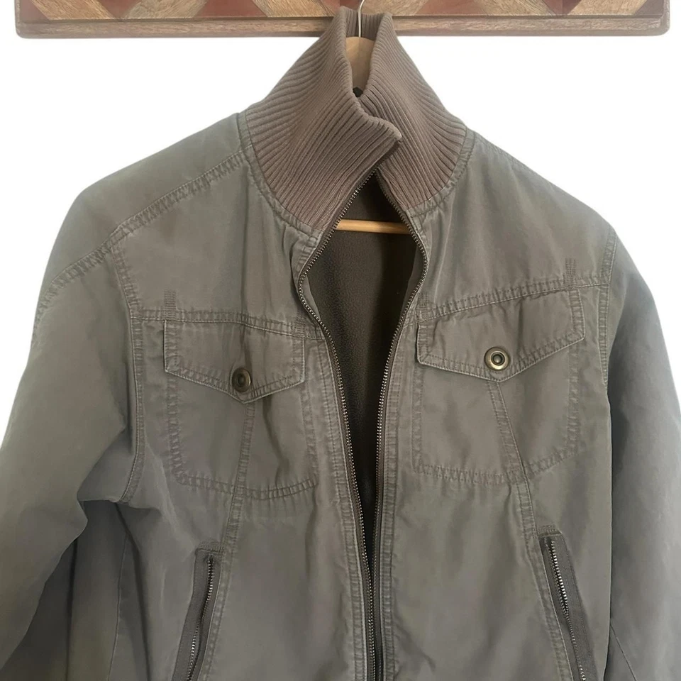 Chaqueta para mujer Nike tostada y marrón Foto 4 de 4