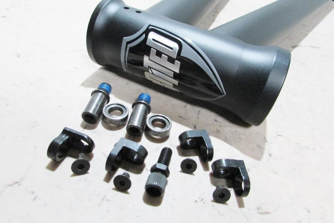BMX フレーム UNITED Trinity Frame ＆ オマケ UNITED Trinity BMX Chromoly Frame 20” Freme Set Top Tube 21 From