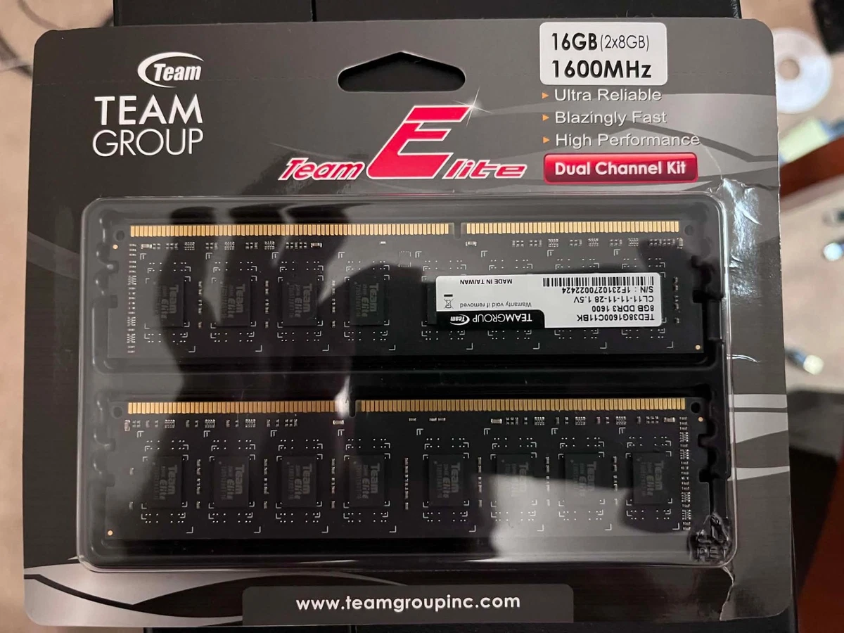 Team Group PC3-12800 (DDR3-1600) 8 GB Computer Memory (RAM) for