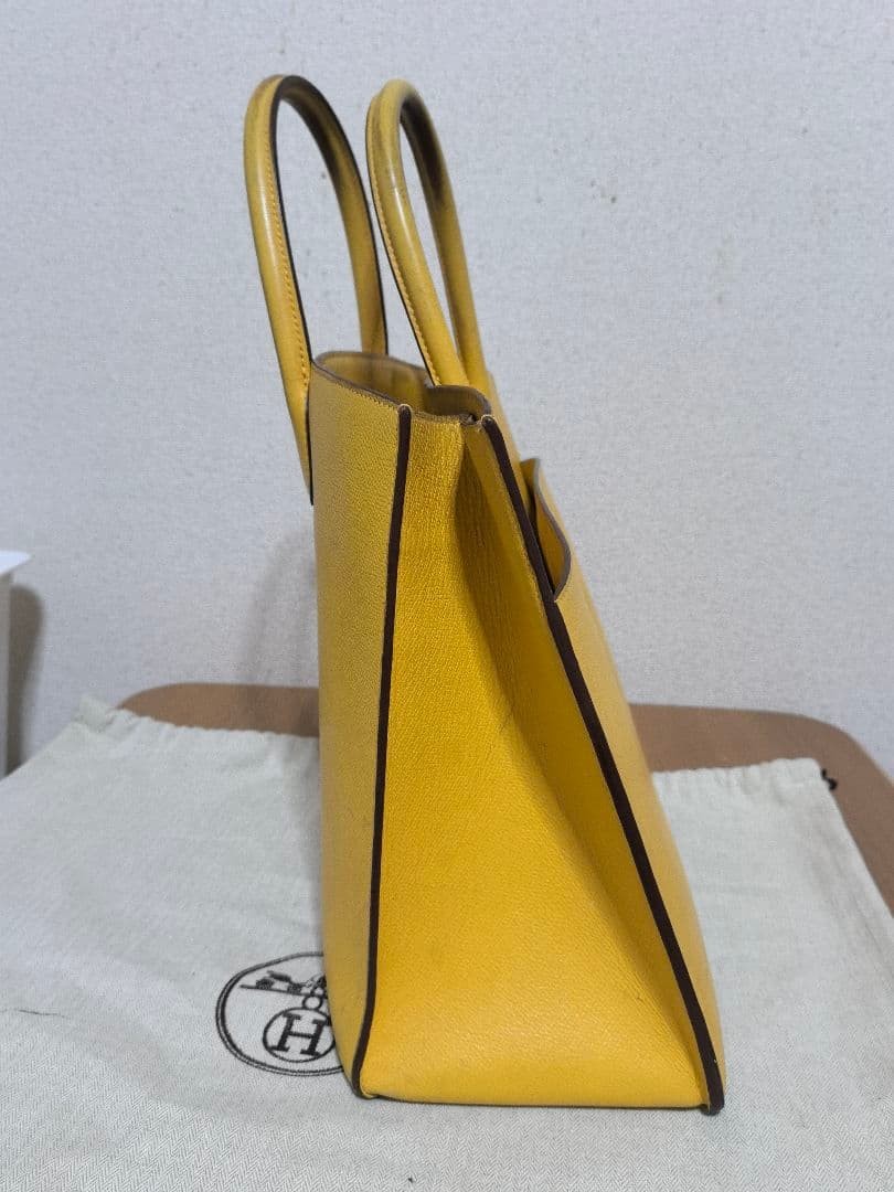 HERMES Handbag Yellow — image 7