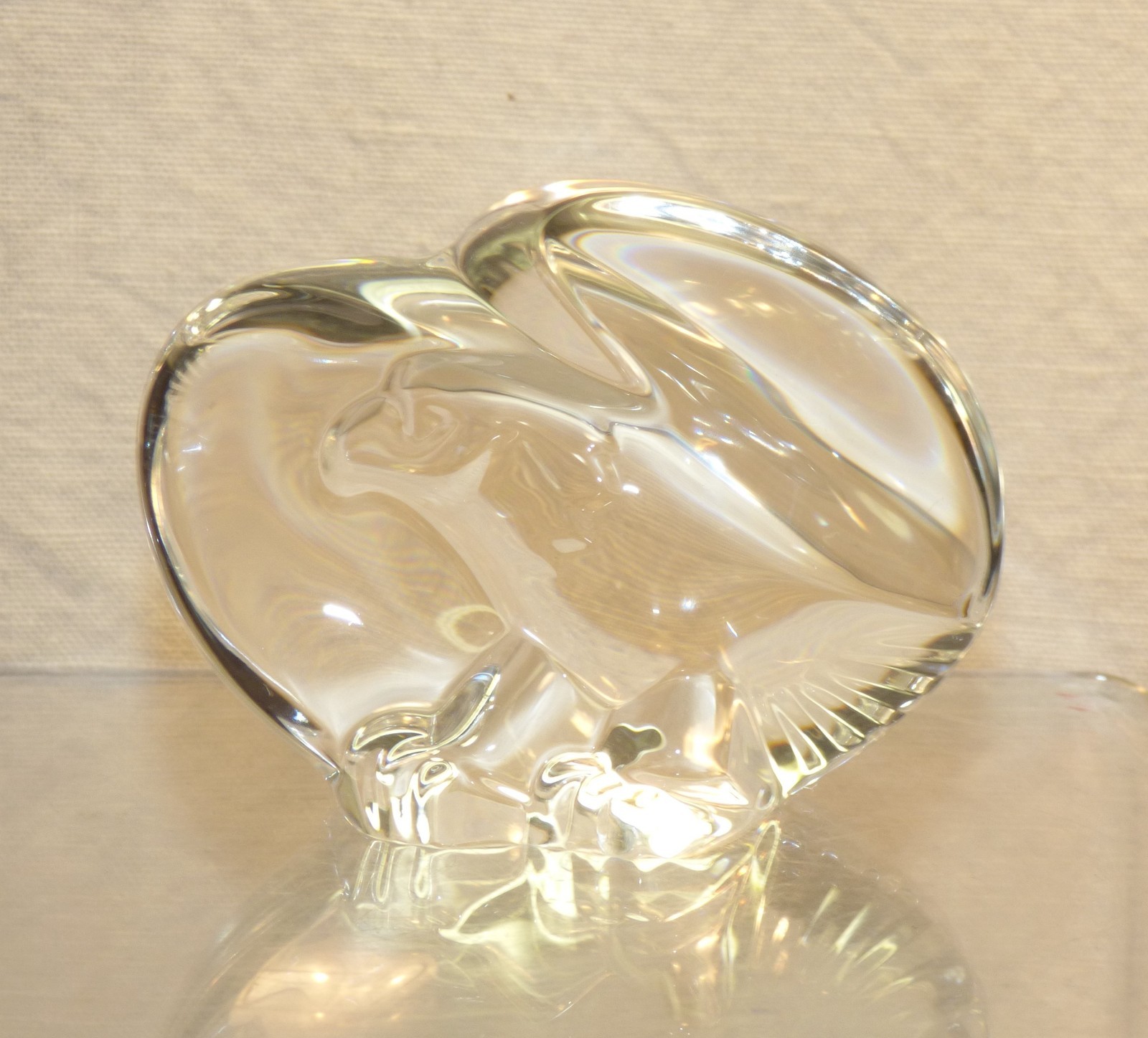 Signed STEUBEN Crystal Art Glass EAGLE Hand Cooler Paperweight Vtg Figurine