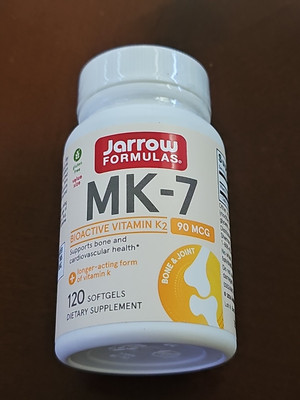 Jarrow Formulas Mk7 Promotes Bone Health Soft Gels Capsules, 90mg - 60 Count