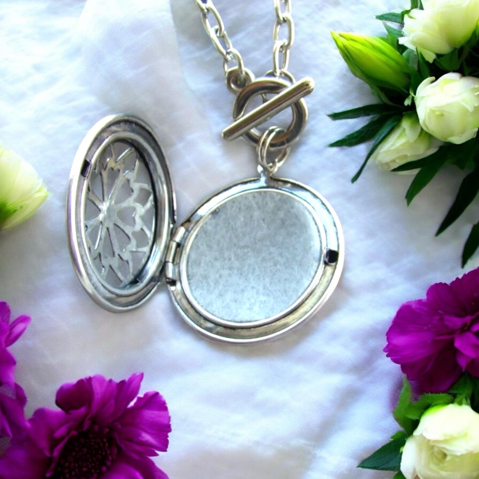 Silver Essential Oil Diffuser Toggle Clasp Floral… - image 10