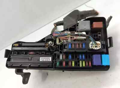 2012-2017 Toyota Camry Engine Fuse Box 2.5L 4 Cylinder OEM