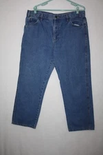 Rivet Supply Co. Med Wash Loose Fit Blue Jeans 38 x 32 (meas 38x30) Straight Leg
