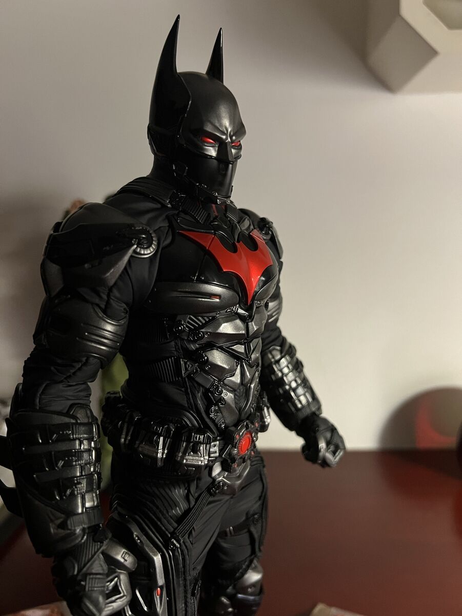 HOTTOYS HT VGM39 Batman Arkham Knight Batman Future Edition HOTTOYS HT VGM39 Batman Arkham Knight Batman Future Edition