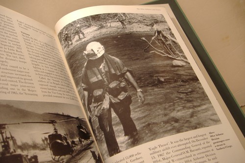 Screaming Eagles : In Action with the 101st Airborne Division by Patrick H. Alle - Foto 12 di 12