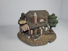 Thomas Kinkade Hawthorne Village Devonshire Ice Cream Parlor 2001 #79749