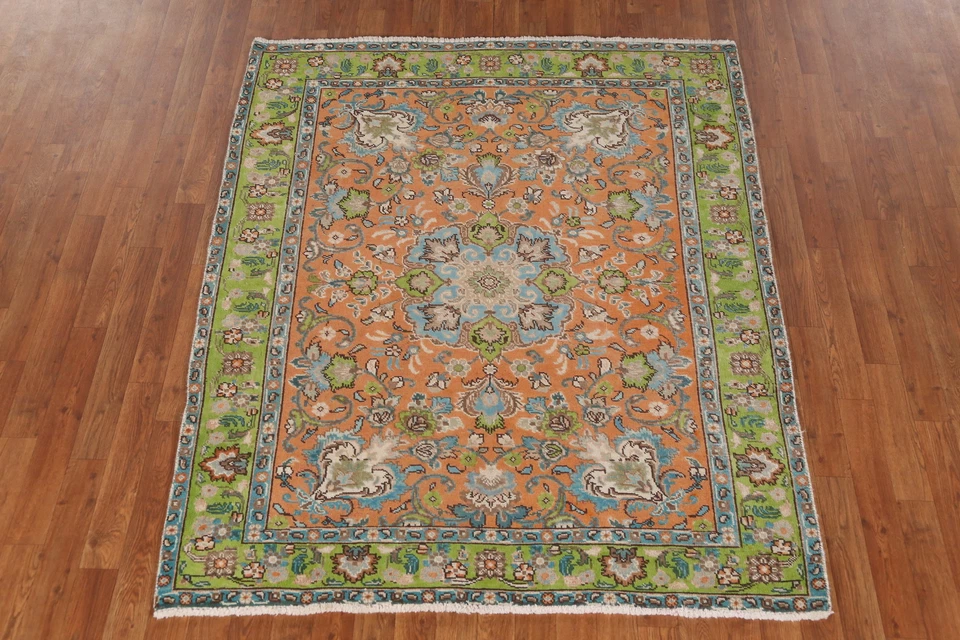 Orange/ Green Floral Wool Traditional Rug 5x6 ft Hand-knotted Vintage Carpet - Image 3 of 4