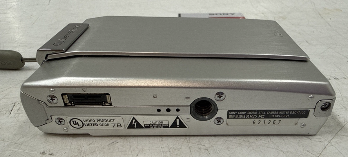 Sony CyberShot DSC-T100 8.1MP Digital Zoom Camera 5X Parts Only GC