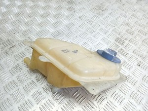 Volkswagen PASSAT B5 1998 Ausgleichsbehälter Kühlwasser 8D0121403J UST125264