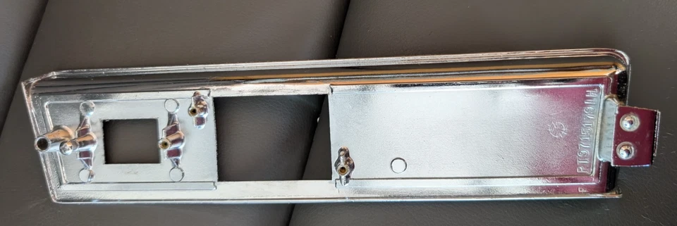 Buick Riviera Deluxe 1968 1969 reposabrazos interior bisel conductor izquierdo con PW/PDL 1970? Foto 2 de 4