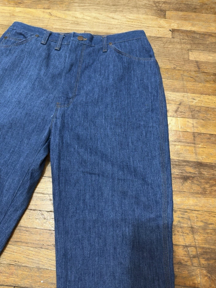 Vintage 80’s USA Made Wrangler Blue Denim Jeans Cowboy Boot Cut Western 32 X 29 - Image 4 of 4