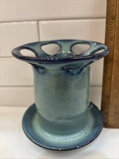 Studio art Pottery Toothbrush / Toothpaste Holder Blue Glaze 6 Holes 4 " tall
