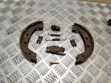 LAND ROVER FREELANDER 2 L359  Bremsbeläge hinten 2.20 Diesel 110kw 26220997