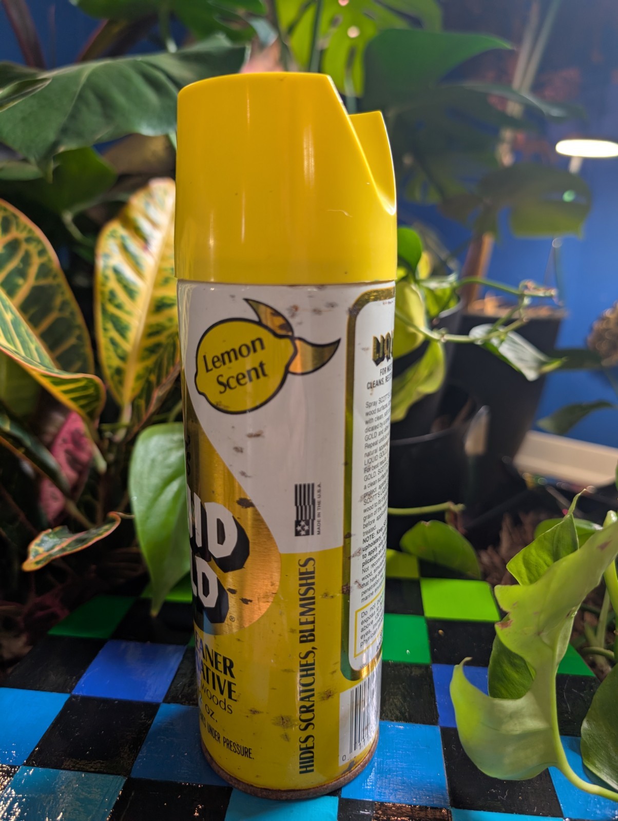 Vintage Scott’s Liquid Gold 14 oz  Lemon Scent Wood Cleaner Prop Full 1980s 90s