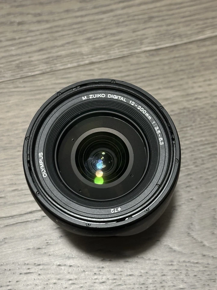 Lente Olympus M.Zuiko 12-200mm f/3.5-6.3 – Ótimo Estado - Imagem 3 de 3