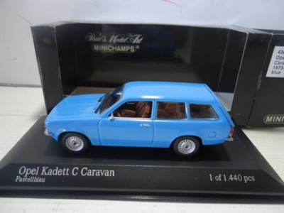 Miniature Minichamps Opel Kadett C Saloon 1973-77 – 1/43 – Référence 430045620 – Occasion