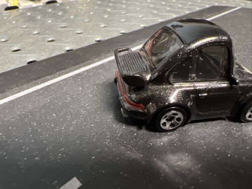 2022 Hot Wheels Toond Porsche 911 Turbo 3.6 964 Euro Near Mint - Picture 3 of 7