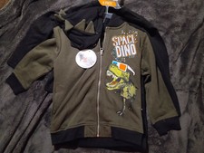 Member's Mark 4-pack Everyday Outfits Boys Size 5 SPACE DINO Hoodie, Tee, NWT