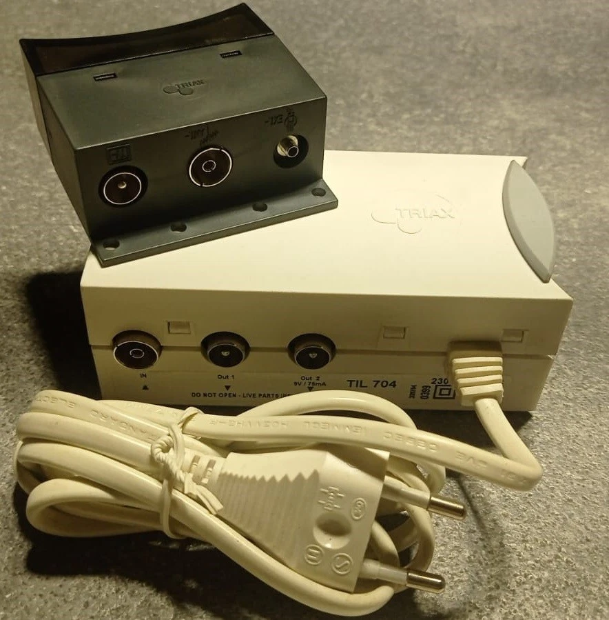 RIPETITORE ESTENSORE DI TELECOMANDO SU CAVO COASSIALE TRIAX TIL 701 PROFESSIONAL - Immagine 2 di 4