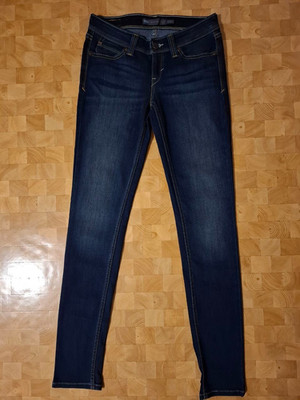 LEVIS DEMI CURVE LOW RISE SKINNY Gr.25 Daen Jeans
