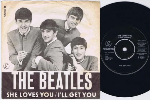THE BEATLES She Loves You b/w I’ll Get You Danish 45PS 1963 Black Parlophone 7”