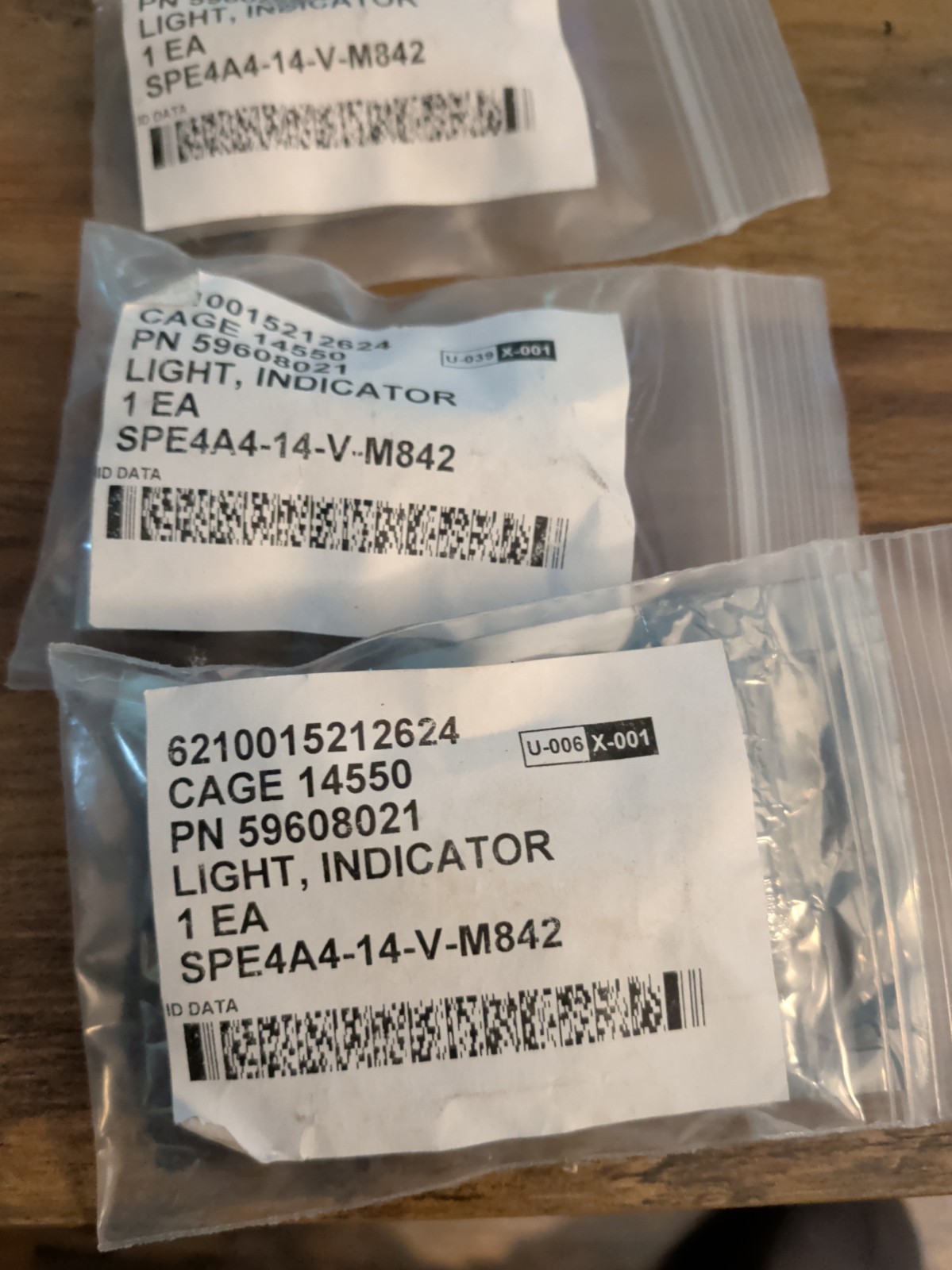 NEW Astronics Luminescent Systems 59608021 Indicator Light NSN 6210-01-521-2624