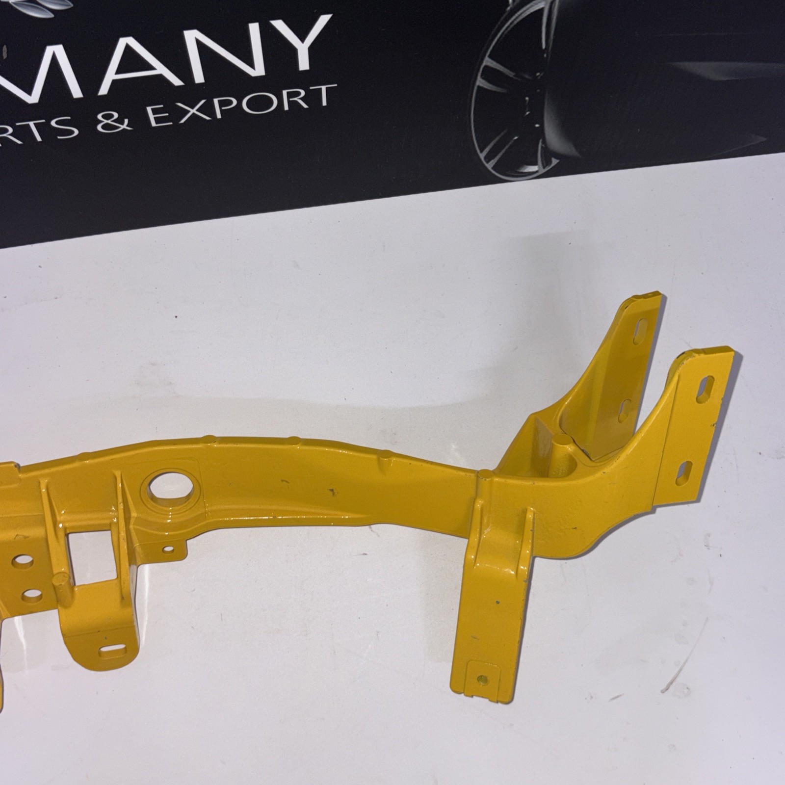 Bentley  3SD 821 414 D  Bracket Oem #3206