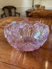 L.E. Smith Vintage Iridescent Pink Carnival Glass Bowl 8.5" Comet In The Stars