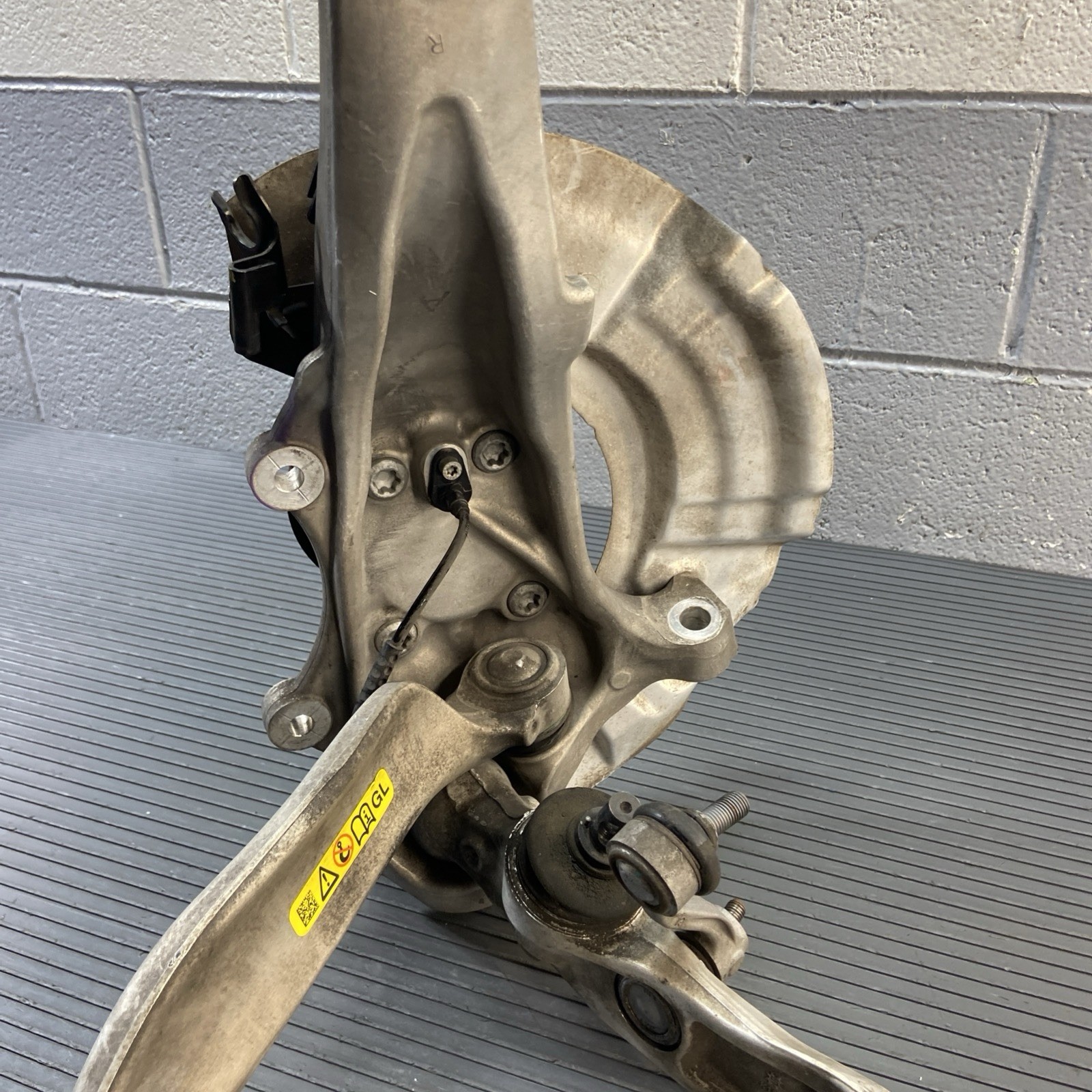 Rolls-Royce Dawn 2017-2023 Front Left Steering knuckle