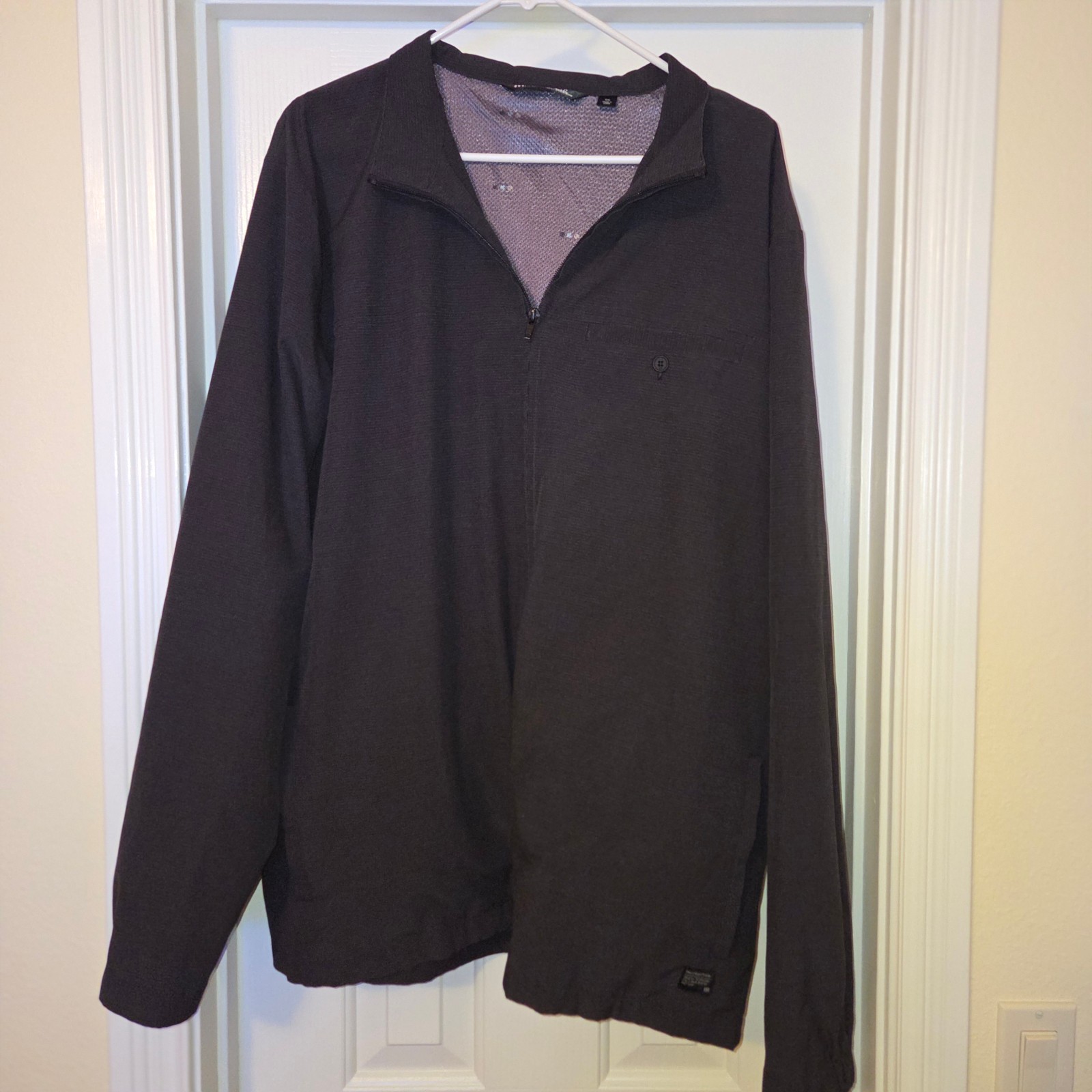 Travis Matthew Lightweight Jacket - image 1