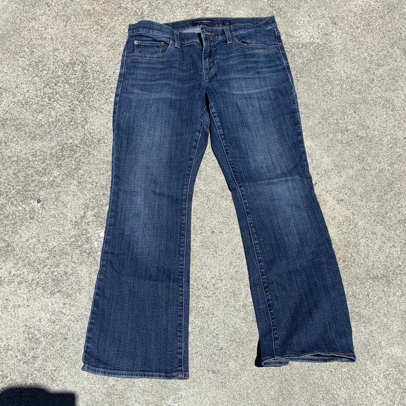 Lucky Brand Women's Blue Denim Ankle Jeans, Solid 5-Pocket Design, Size 8