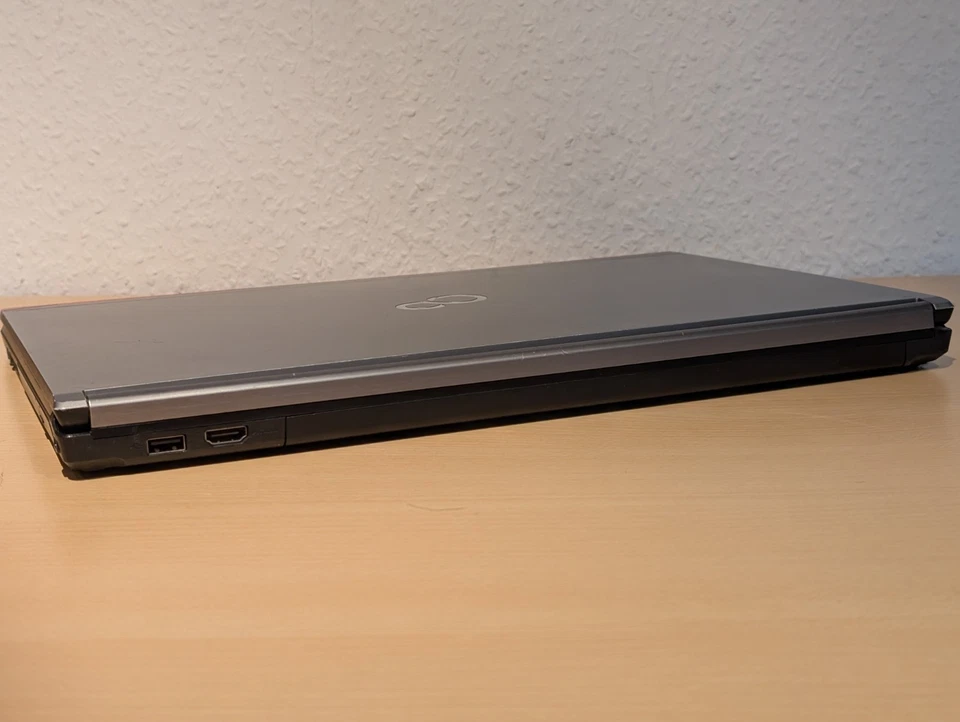 FUJITSU LIFEBOOK E756 i5-6gen. 4GB RAM, 500 GB HDD Win10, 15.6 Zoll. - Bild 4 von 4