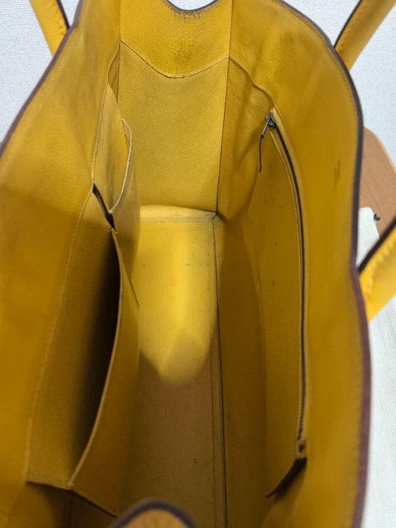 HERMES Handbag Yellow — image 9