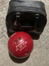 Red Brunswick Axis Bowling Ball 12 Lb with Celebrity Bag   Pre-Owned Vintage