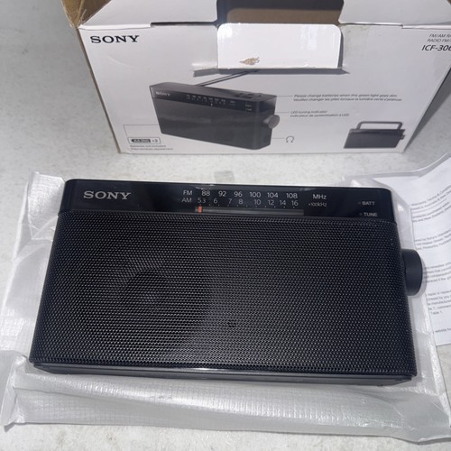 Sony ICF-306 Portable AM/FM Radio W/ Carrying Handle Battery Powered - Picture 7 of 9