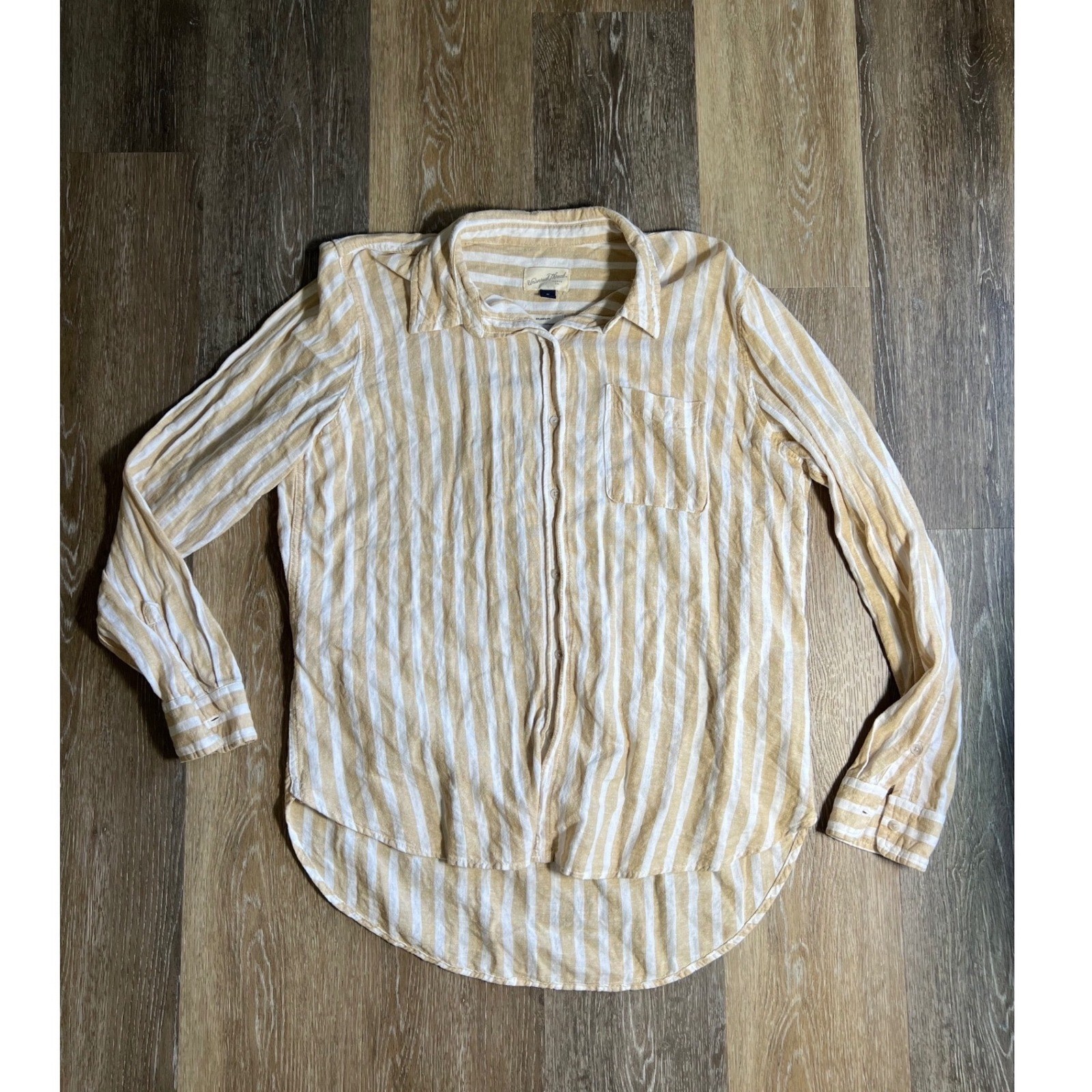 Universal Thread Button Down Womens Medium Tan Wh… - image 1