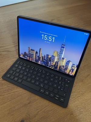 Huawei MatePad 11.5'' (128 GB, 8 GB RAM, Wi-Fi) inklusive Huawei Keyboard-Cover