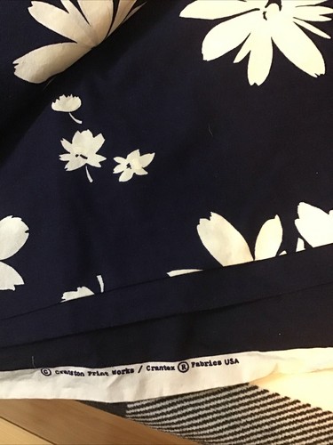 Vintage Cranston Print Works USA Black White Floral Material Fabric 70" x 56" NW - Picture 6 of 13