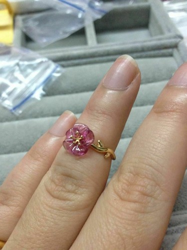 Hallmarked 18ct 18k yellow Gold natural Tourmaline flower ring UK size i - Picture 2 of 2