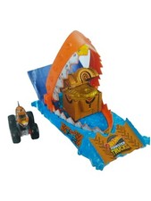 Hot Wheels Monster Trucks Arena Smashers Entry Challenge | St&uuml;ck | Fensterkarton