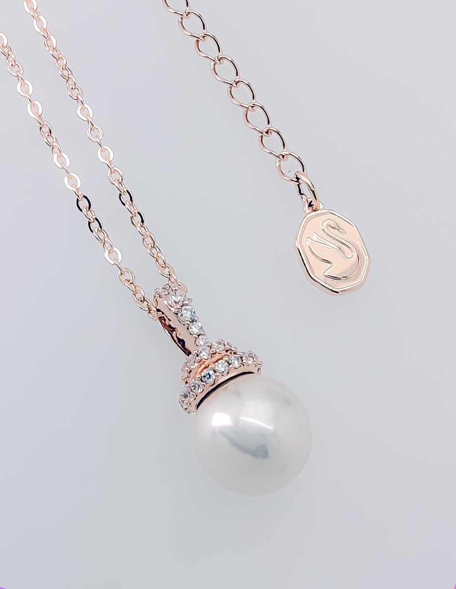 アクセサリー rose 1.60 ct. t.w. Pink Sapphire and .26 ct. t.w. Diamond Flower