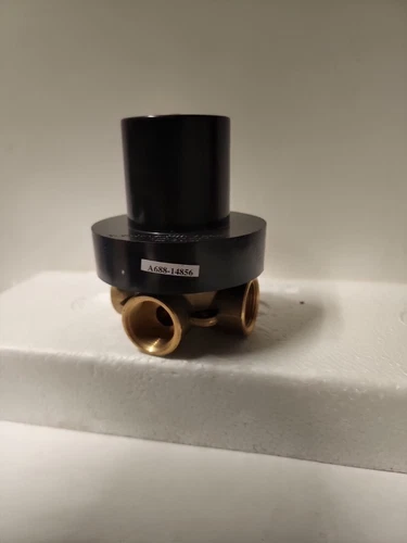 Signature Hardware SH6103 3/4" 6 Way Transfer Valve - Picture 1 of 6