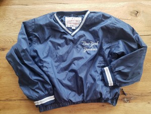yankees windbreaker pullover