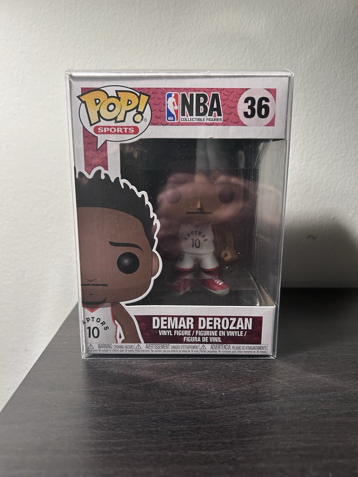 Funko Pop!: Demar Derozan - Toronto Raptors (Canada Exclusive) #36 - Box Fading