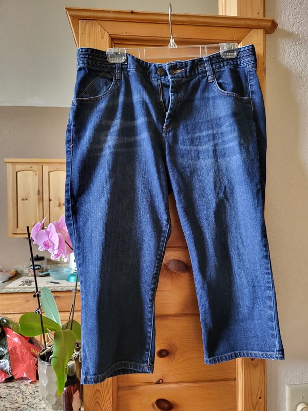 Eddie Bauer Women's Size 12 Denim Crops