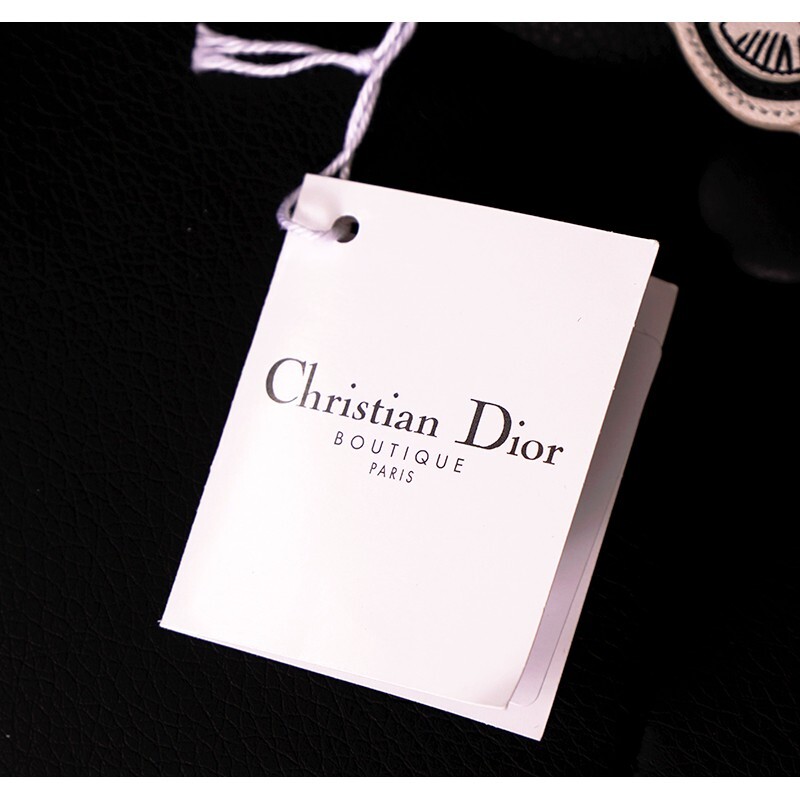 NEW $470 CHRISTIAN DIOR Shawn Stüssy Collab White/Black BEE NEW $470 CHRISTIAN DIOR Shawn Stüssy Collab White/Black BEE